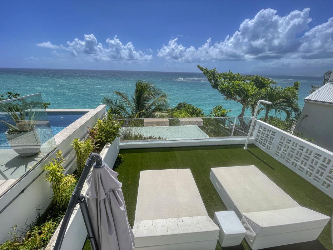 14 Location villa piscine vue mer ilet Gosier Guadeloupe_terrasse